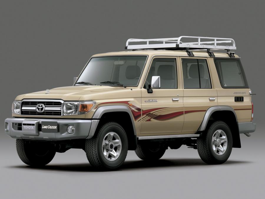  Toyota Land Cruiser 70 2007 года  (UAE) (фото 3 из 5)